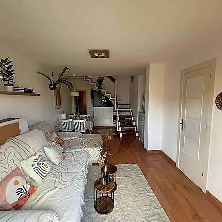 Private Double In A Shared Penthouse With Patios * Alella