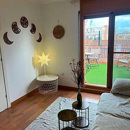 Private Double In A Shared Penthouse With Patios * Alella
