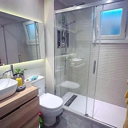 Private Double In A Shared Penthouse With Patios Alella