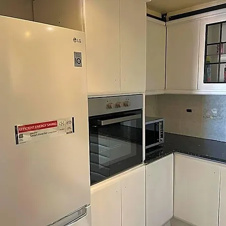 Hostal Private Double In A Shared Penthouse With Patios *